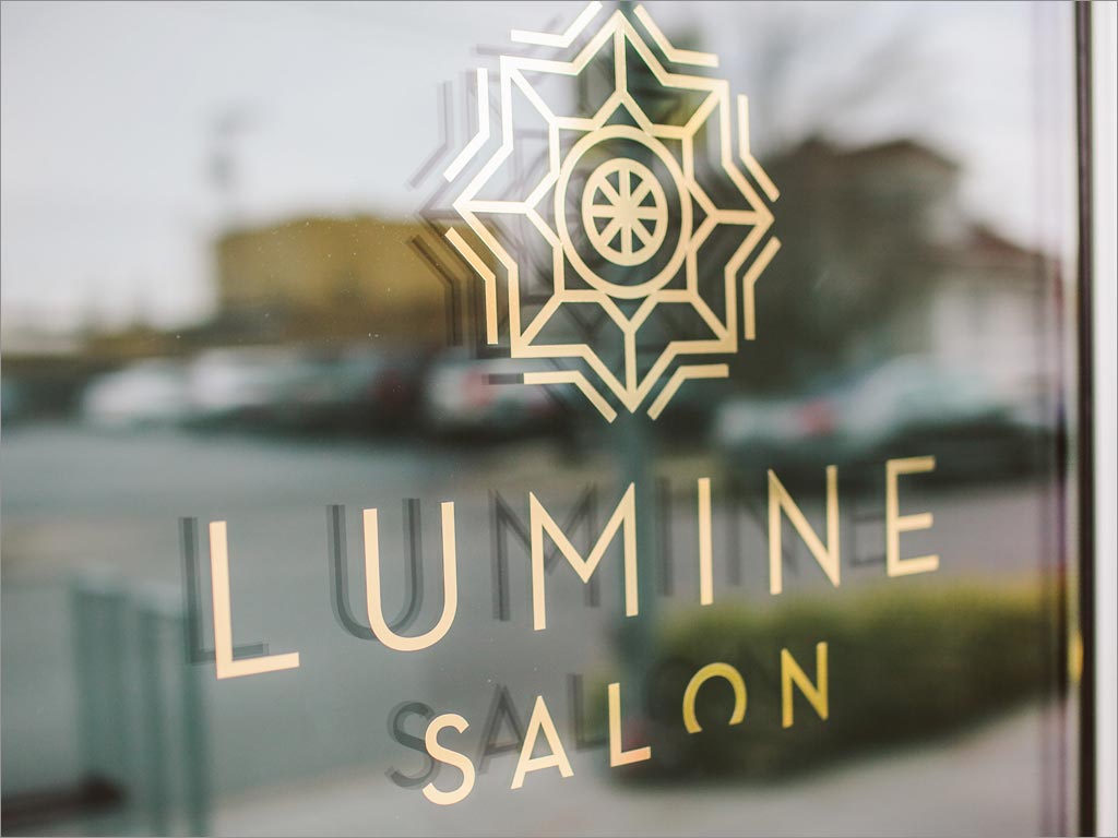 美国Lumine Salon美容美发沙龙店面玻璃防撞贴设计