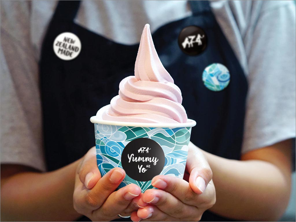 新西兰Yummy Yo奶制品冷饮店品牌形象设计之冰淇淋包装设计